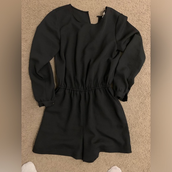 Aritzia Wilfred Romper size M - Picture 6 of 6